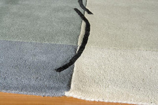 Momeni Delhi DL-16 Grey Area Rug Corner Shot