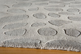 Momeni Delhi DL-33 Silver Area Rug Closeup