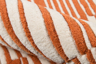 Momeni Delhi DL-49 Orange Area Rug Detail Shot