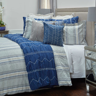 Rizzy BT4008 Williamson Blue Bedding Lifestyle Image