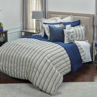 Rizzy BT4052 Vincent III Natural Bedding Lifestyle Image