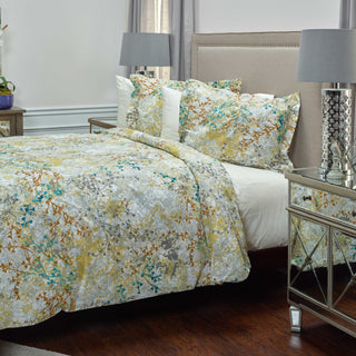 Rizzy BT4224 Gypsy Jane Beige Bedding Lifestyle Image