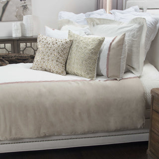 Rizzy BT4443 Wilmington Mill Natural Ivory Bedding Lifestyle Image