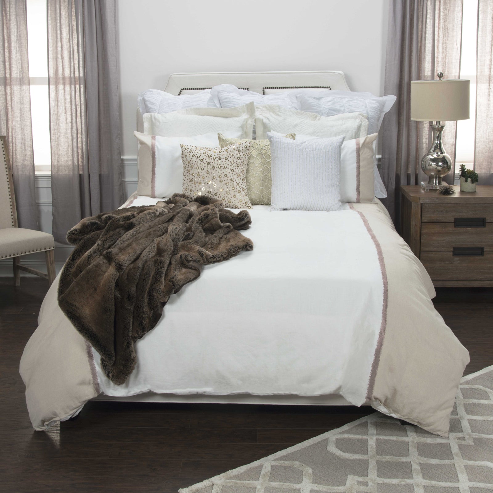 Rizzy BT4443 Wilmington Mill Natural Ivory Bedding main image