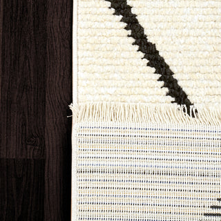 Dynamic Rugs Avery 6540 Ivory/Grey Area Rug Detail Image