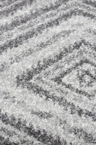 Bashian Everek E110-5442A Silver Area Rug Close up