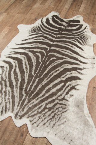 Momeni Acadia Zebra Grey Area Rug by Erin Gates Corner Image