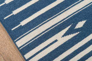 Momeni Thompson Billings Denim Area Rug by Erin Gates Closeup Image