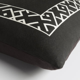 Artistic Weavers Ethiopia Rwanda Onyx Black/Ivory Detail