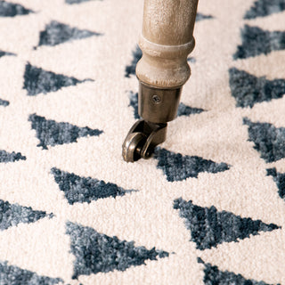 Orian Rugs Farmhouse Passing Ships Seashell Area Rug 