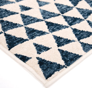 Orian Rugs Farmhouse Passing Ships Seashell Area Rug Corner Image