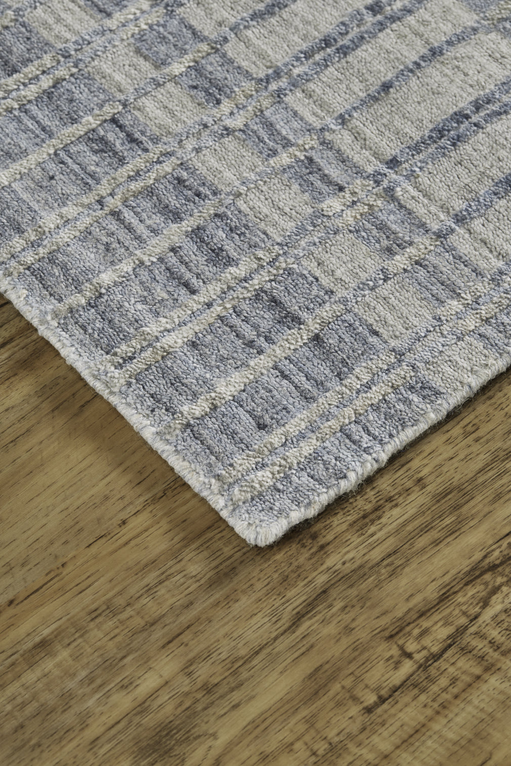 Feizy Odell 6385F Blue/Gray Area Rug Lifestyle Image Feature