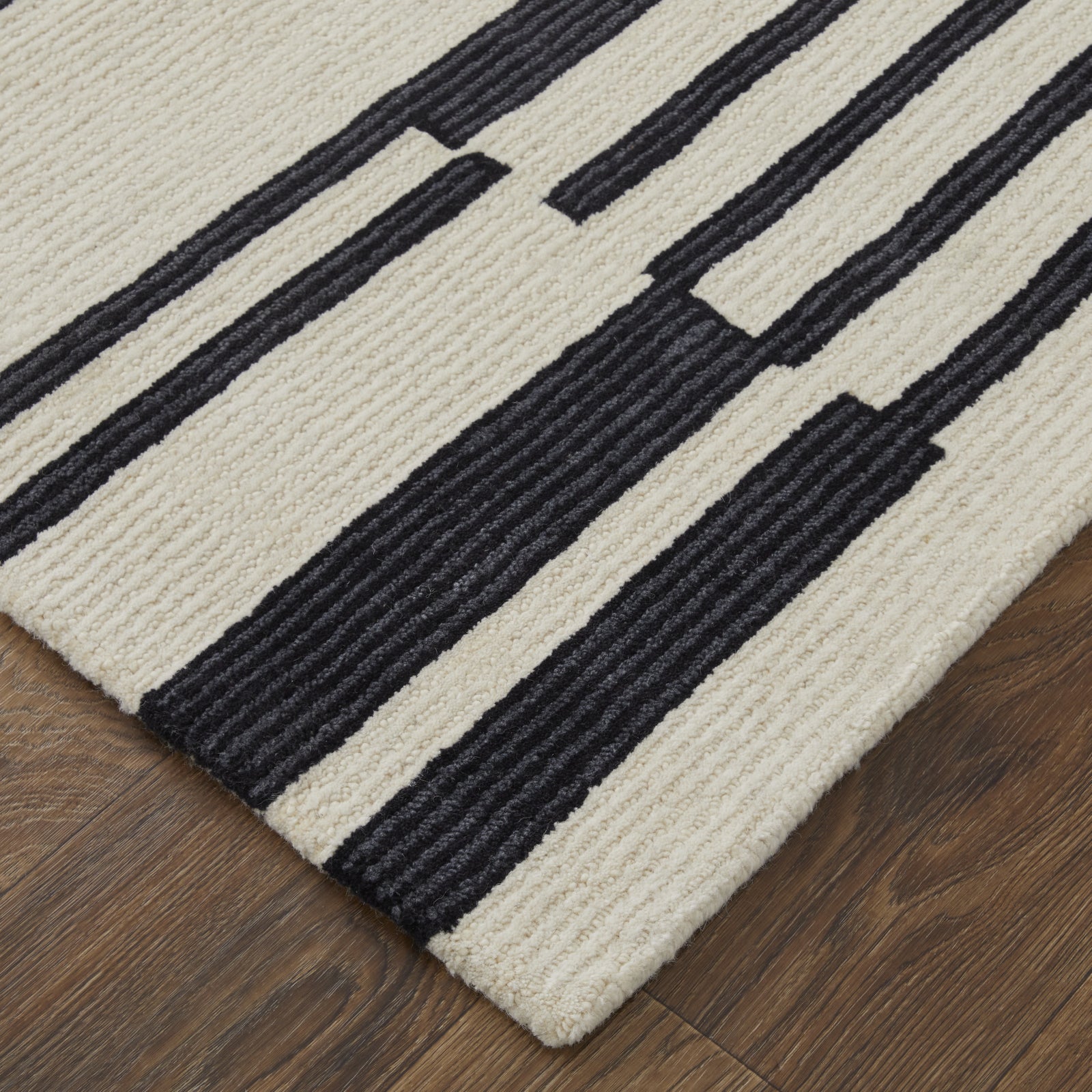 Maguire Wool/Nylon Hand Tufted Industrial Rug