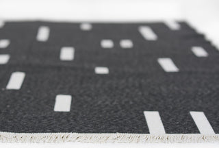 Momeni Flex FLX-1 Black Area Rug by Novogratz Round Image