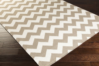 Surya Frontier FT-289 Area Rug 5x8 Corner Feature