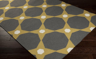 Surya Frontier FT-338 Area Rug 5x8 Corner Feature