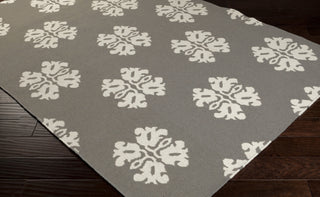 Surya Frontier FT-360 Area Rug 5x8 Corner Feature
