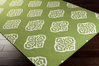 Surya Frontier FT-370 Area Rug 5x8 Corner Feature