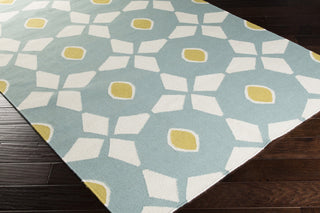 Surya Frontier FT-474 Area Rug 5x8 Corner Feature