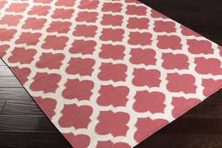 Surya Frontier FT-478 Area Rug 5x8 Corner Feature