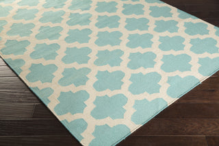 Surya Frontier FT-482 Area Rug 5x8 Corner Feature