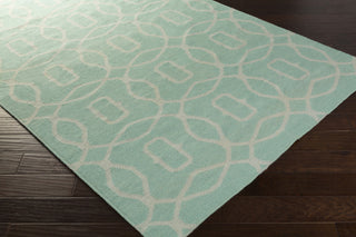 Surya Frontier FT-531 Area Rug 5x8 Corner Feature