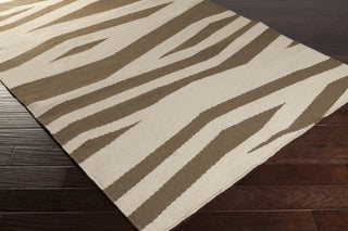 Surya Frontier FT-575 Area Rug 5x8 Corner Feature