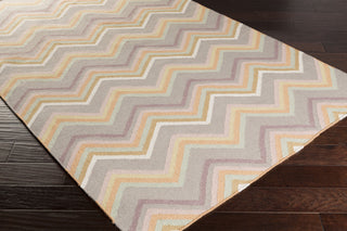Surya Frontier FT-596 Area Rug 5x8 Corner Feature
