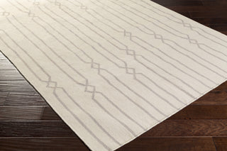 Surya Frontier FT-613 Area Rug 5x8 Corner Feature