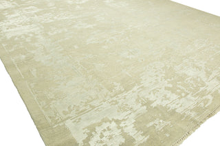 Ancient Boundaries Gemmes GEM-04 Area Rug Lifestyle Image Feature