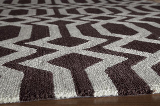 Momeni Geo GEO-7 Brown Area Rug Corner Shot Feature