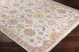 Surya Gorgeous GGS-1001 Area Rug Corner Image Feature