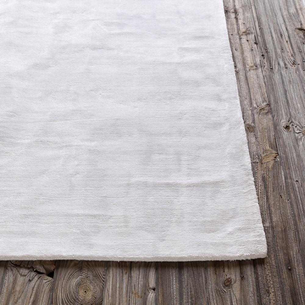 Chandra Gloria GLO-18605 Area Rug Corner Shot Feature