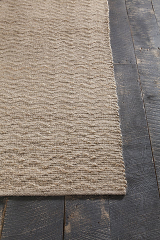 Chandra Grecco GRE-51200 Area Rug Corner Shot Feature