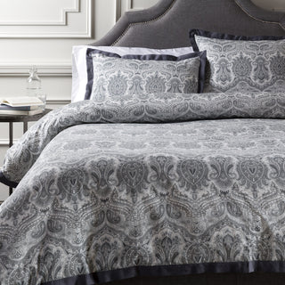 Surya Griffin GRF-1000 Gray Bedding 