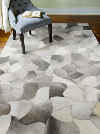 Bashian Santa Fe H112-H7 Grey Area Rug Room Scene Feature