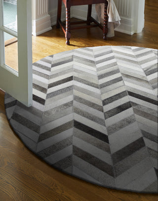 Bashian Santa Fe H112-RH18 Grey Area Rug Room Scene Feature