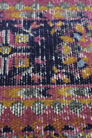 Bashian Heritage H114-Z041A Fuchsia Area Rug Close up