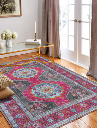 Bashian Heritage H114-Z051A Area Rug Room Scene Feature