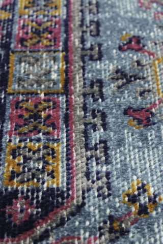 Bashian Heritage H114-Z042A Teal Area Rug Close up