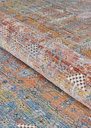 Couristan Halli Baktiari Brick-honey-mlt Area Rug Detail Image