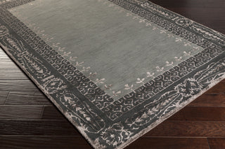 Surya Henna HEN-1009 Area Rug 5x8 Corner Feature