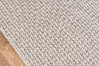 Momeni Houndstooth HOU-C Chestnut Area Rug by Broadloom Close up