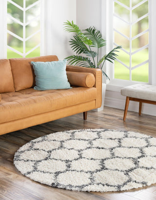 Unique Loom Hygge Shag T-HYGE1 Ivory Area Rug Round Lifestyle Image