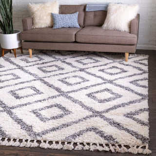 Unique Loom Hygge Shag T-HYGE2 Ivory Area Rug Square Lifestyle Image