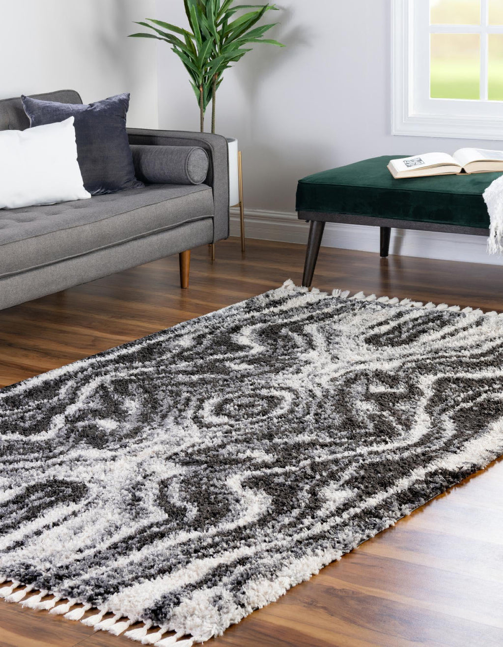 Unique Loom Hygge Shag T-HYGE4 Black and White Area Rug Rectangle Lifestyle Image Feature