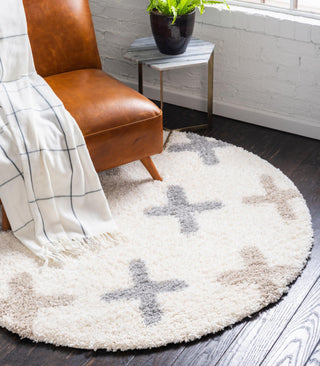 Unique Loom Hygge Shag T-LAGOM7 Ivory Area Rug Round Lifestyle Image