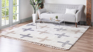 Unique Loom Hygge Shag T-LAGOM7 Ivory Area Rug Square Lifestyle Image