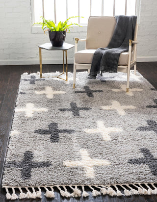 Unique Loom Hygge Shag T-LAGOM7 Light Gray Area Rug Rectangle Lifestyle Image Feature