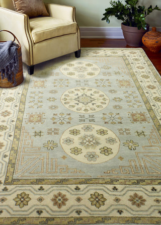 Bashian Vintage I123-HSA111 Light Blue Area Rug Room Scene Feature